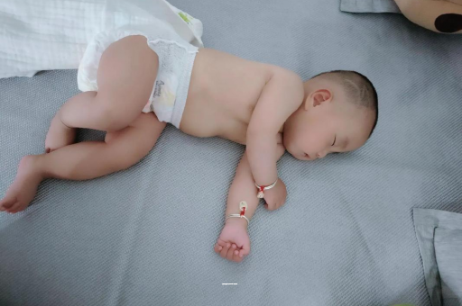 浚县孕妇突然心跳加速