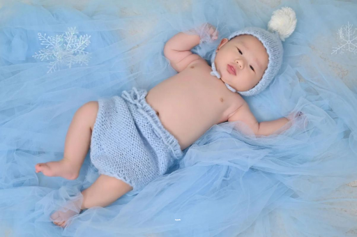 浚县三个月宝宝挠耳朵 浚县三个月宝宝挠耳朵